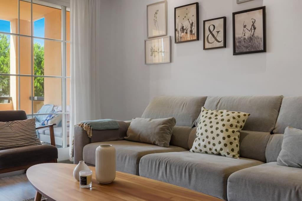 Apartment Charming 3br 3 Min. Away From The