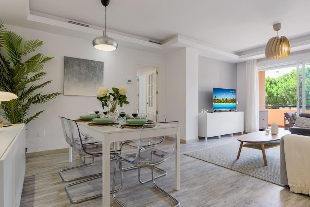 Apartment Charming 3br 3 Min. Away From The Marbella